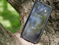 Обзор Samsung Galaxy A3 (2017): потенциальный хит продаж, но дорогой Мобильные телефоны самсунг галакси a3